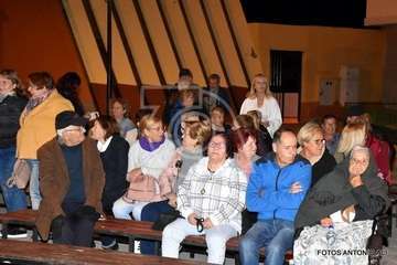 Pasacalles y pregón en el arranque de las fiestas de San José de Las Longueras (Foto Antonio Alí)